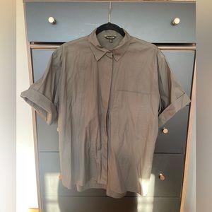 100% Short sleeves khaki green shirt